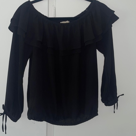 Michael Kors black top - Picture 1 of 4